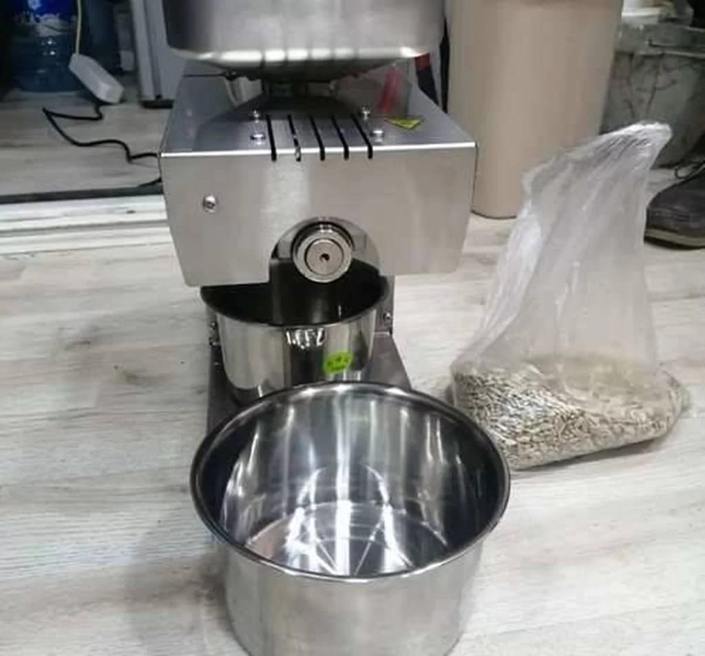 Yağ sıxım makina - Image 2